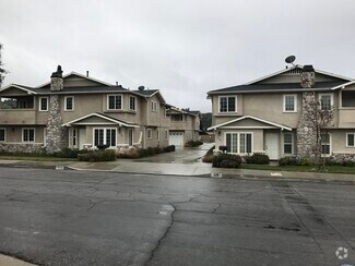Building Photo - 572 E Lemon Ave
