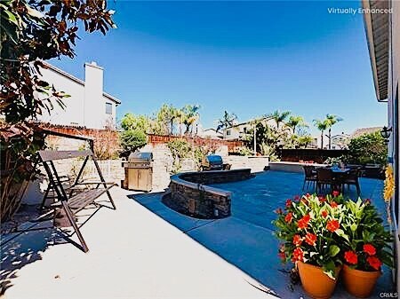 Building Photo - 17231 Greentree Dr