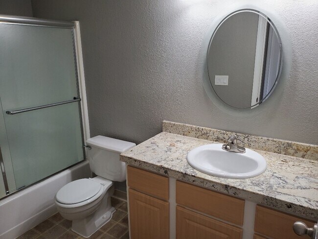 Building Photo - 9420 SW 146th Terrace