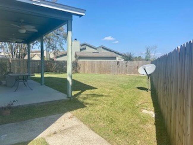 Primary Photo - Beautiful home on quiet cul-de-sac! Very c...