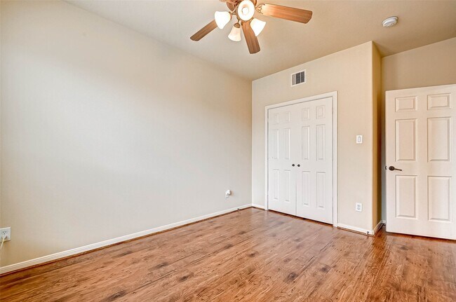 Building Photo - 1772 Aden Dr