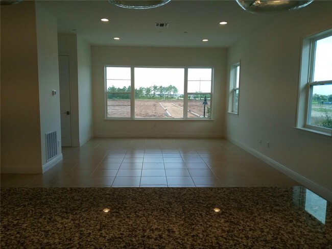 Building Photo - 13635 Larkton Ln