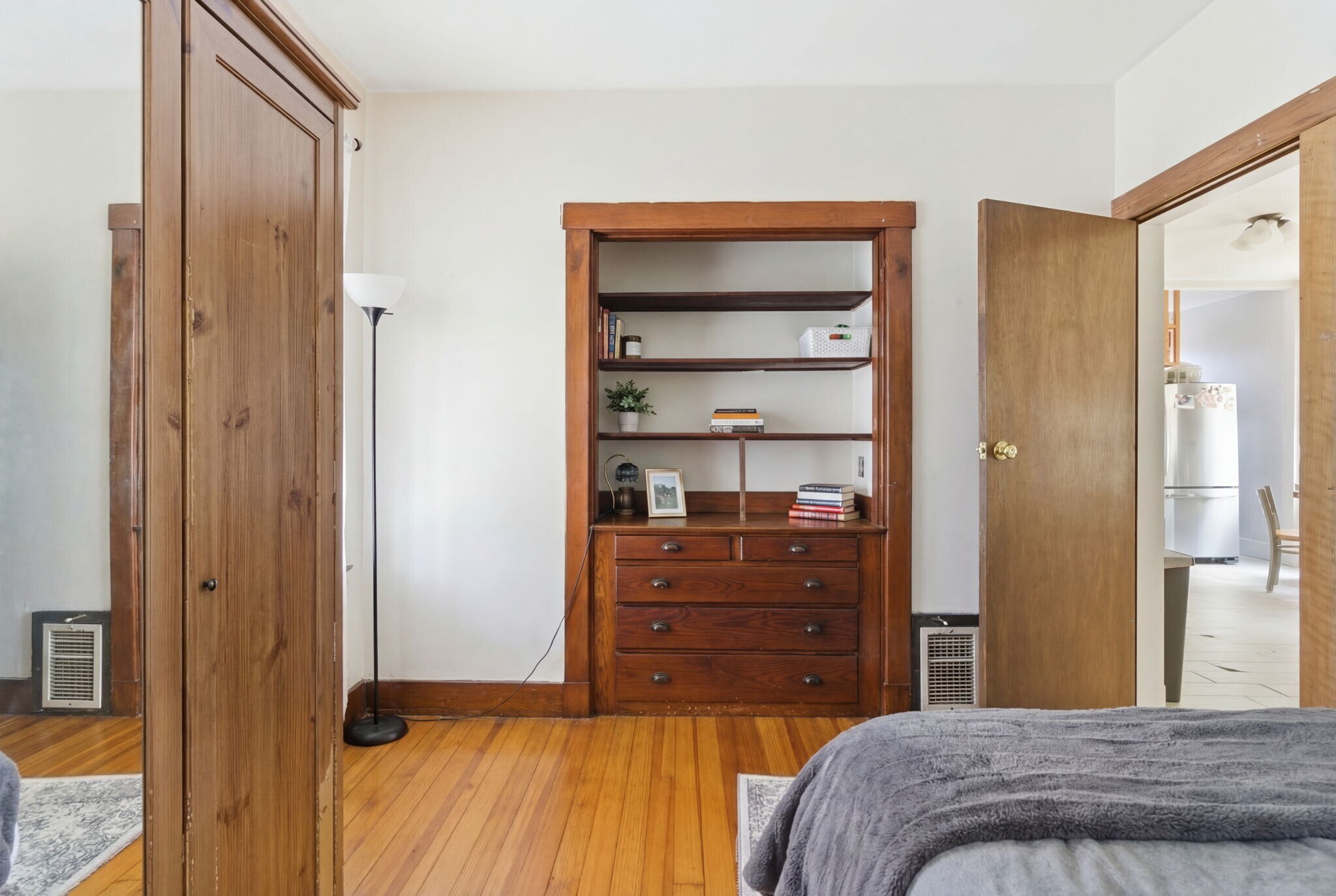 Building Photo - 24 Darling St