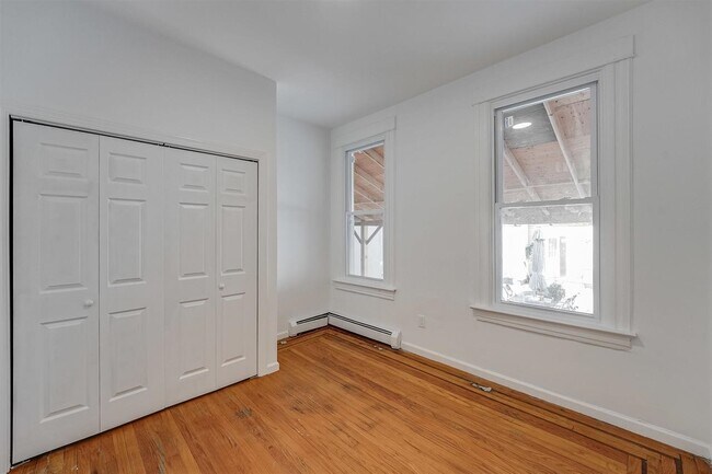 Building Photo - 112 North St