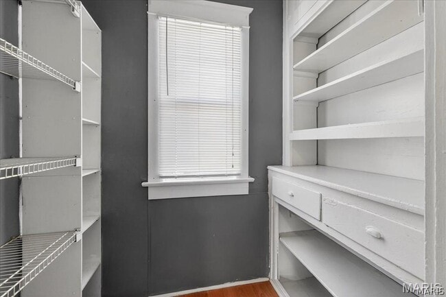 Building Photo - 221 Lebanon Ave