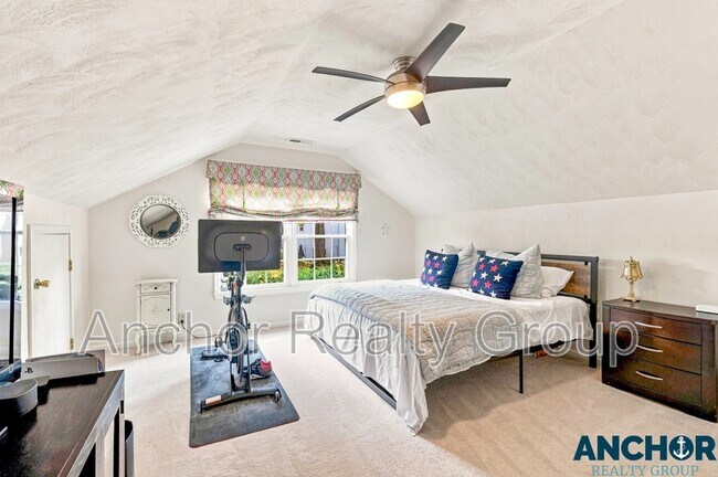 Building Photo - 2505 Ravencroft Ct