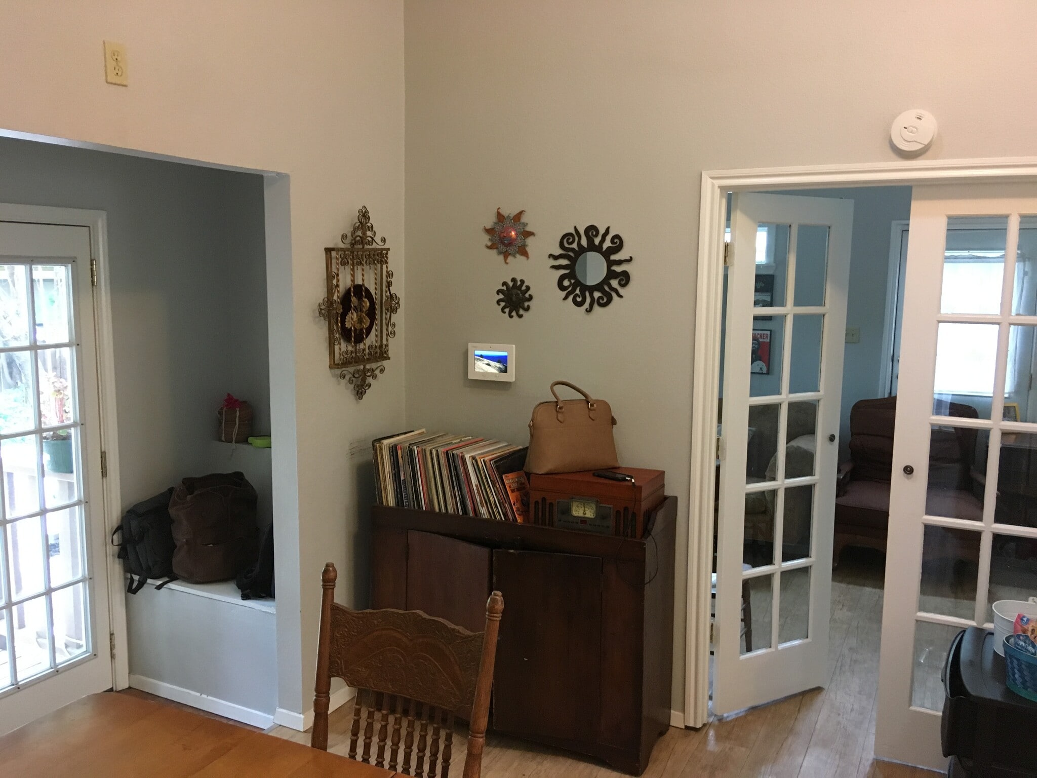 Entry way and french doors into living area - 4302 Duval Street