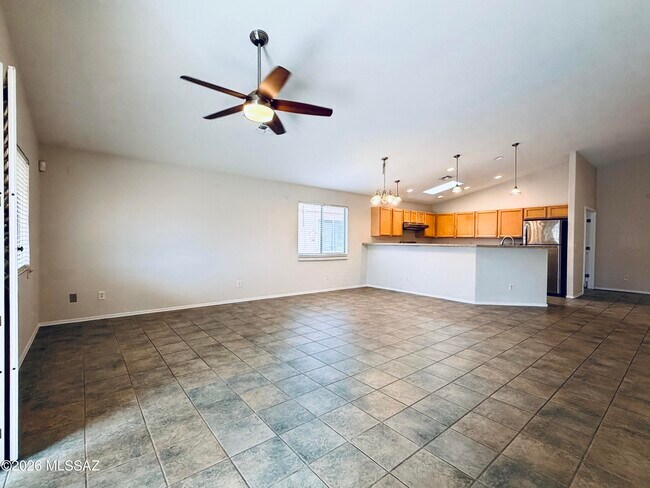 Building Photo - 2875 W Simplicity Dr