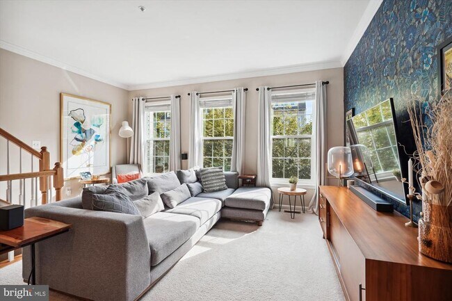 Building Photo - 5310 Chieftain Cir