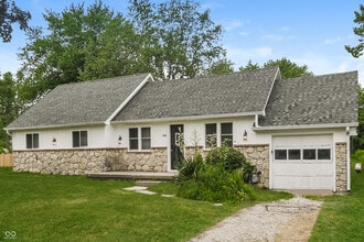 Building Photo - 2008 N Bazil Ave
