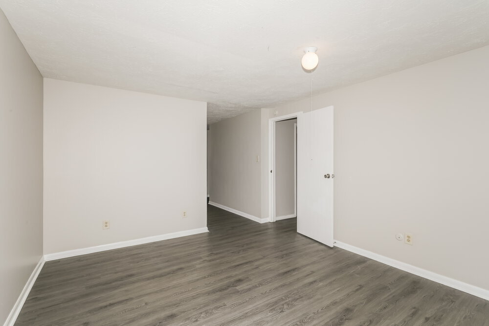 Building Photo - 8931 Squire Ct