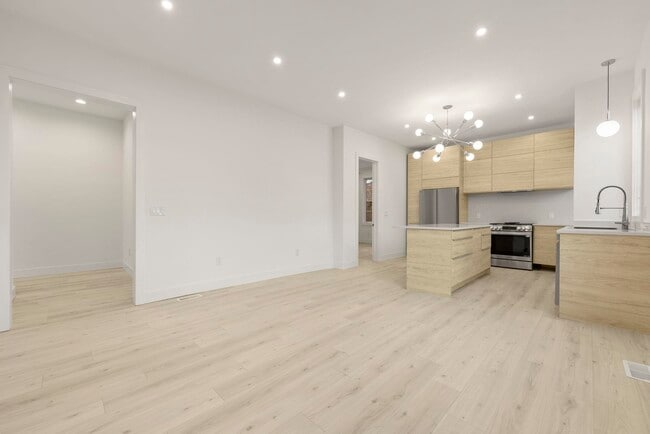 Building Photo - 317 Sherman Ave