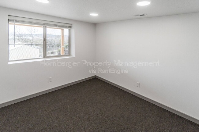 Building Photo - 3519 E 17th Ave