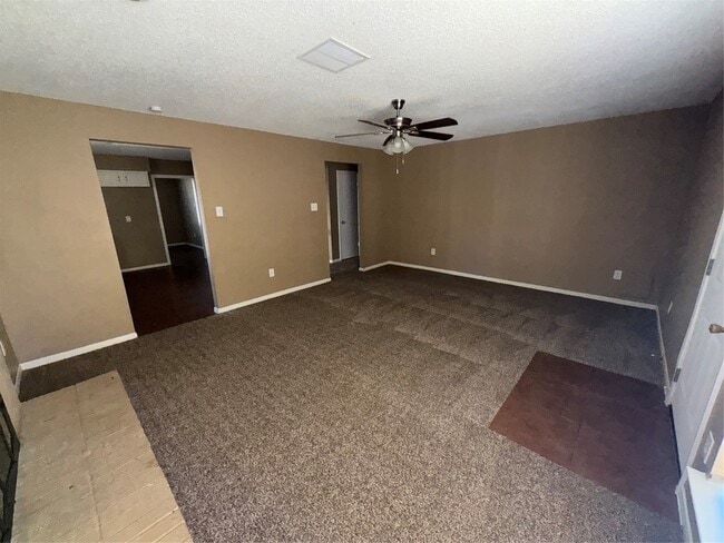 Building Photo - 17323 Glenhew Rd