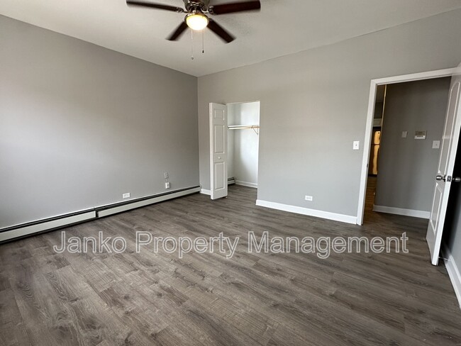 Building Photo - 52 N Parkside Ave