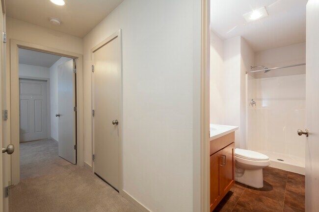 Building Photo - 1151 N 88th St