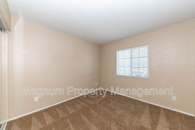 Building Photo - 29359 Milford Ct