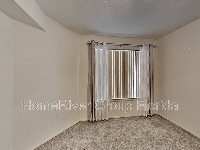 Building Photo - 850 S Tamiami Trail