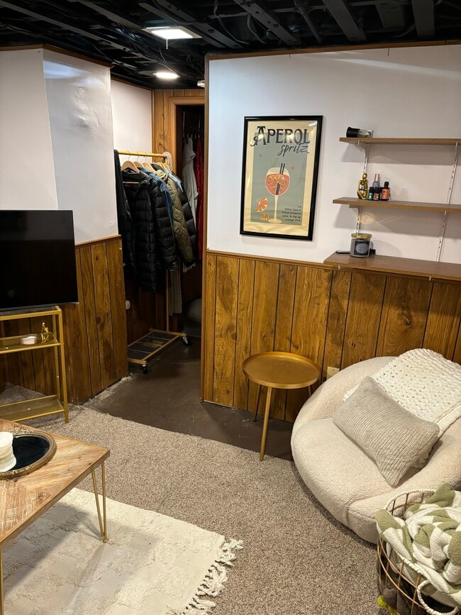 Building Photo - 1115 13th Ave SE