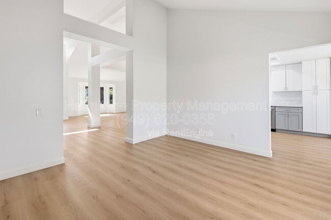 Building Photo - 26411 Stratford