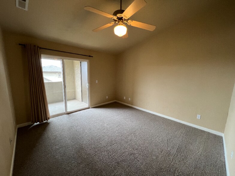 Building Photo - 7125 Ash Creek Heights