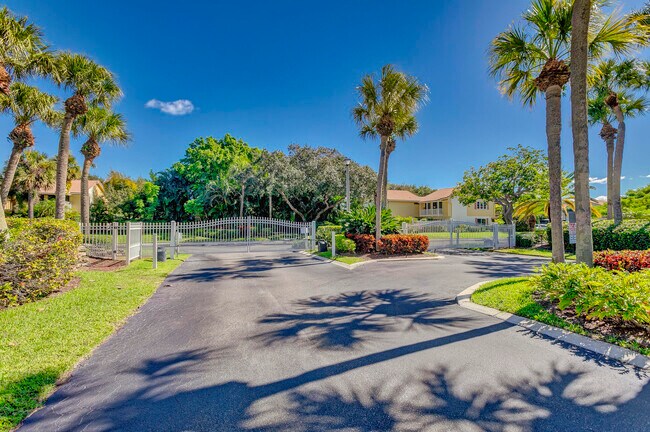 Building Photo - 246 Seabreeze Cir