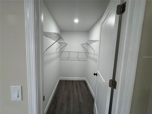 Building Photo - 7039 Lenox Dr