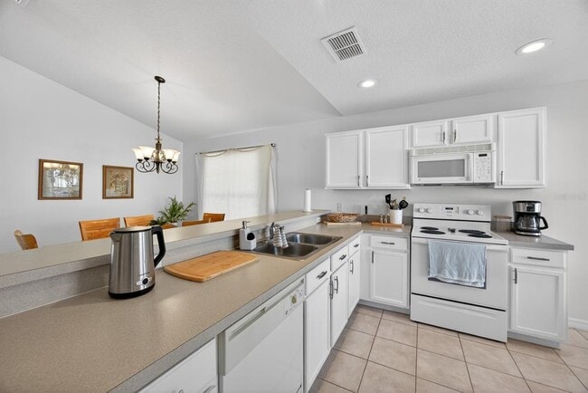 Building Photo - 355 High Point Dr