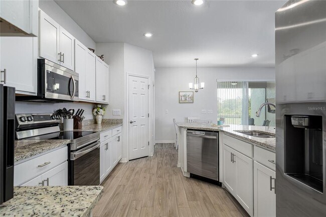 Building Photo - 16129 67th Ct E