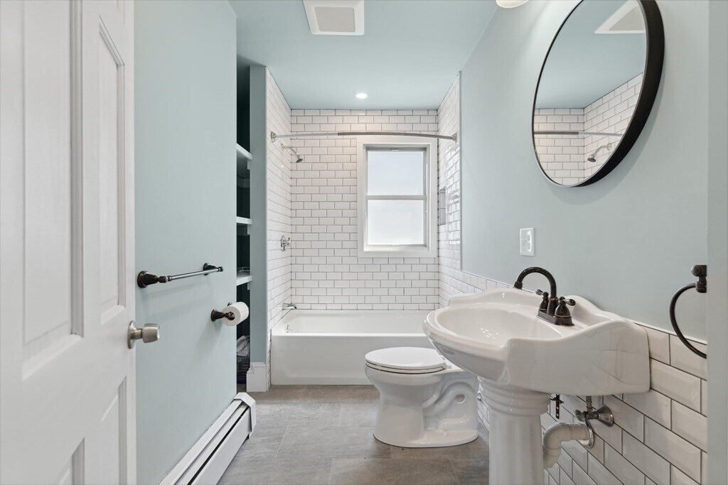 Building Photo - 3 Orchard St