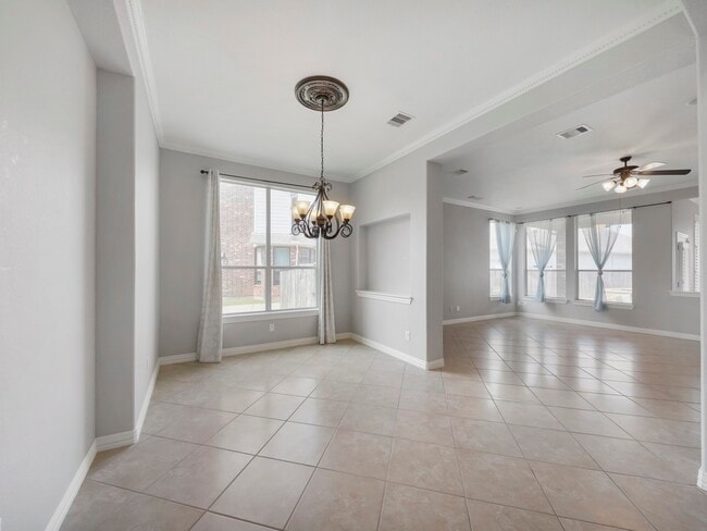 Building Photo - 5430 Tyler Park Ln
