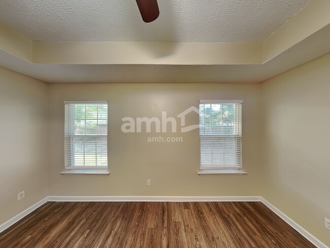 Building Photo - 426 Tulane Ct