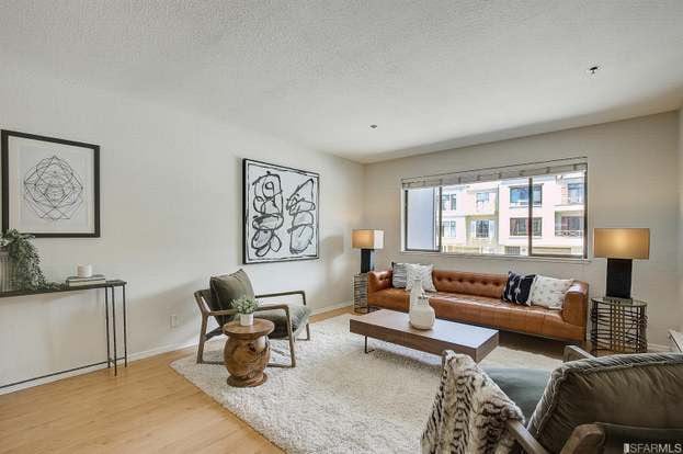 living room - 360 Guerrero St