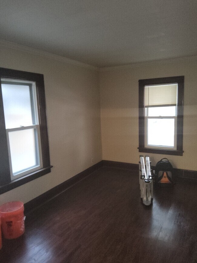 Building Photo - 1828 Berdan Ave