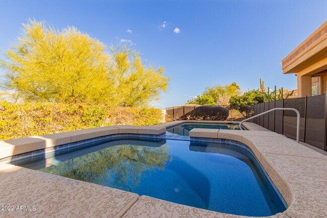 Building Photo - 15848 E Brodiea Dr