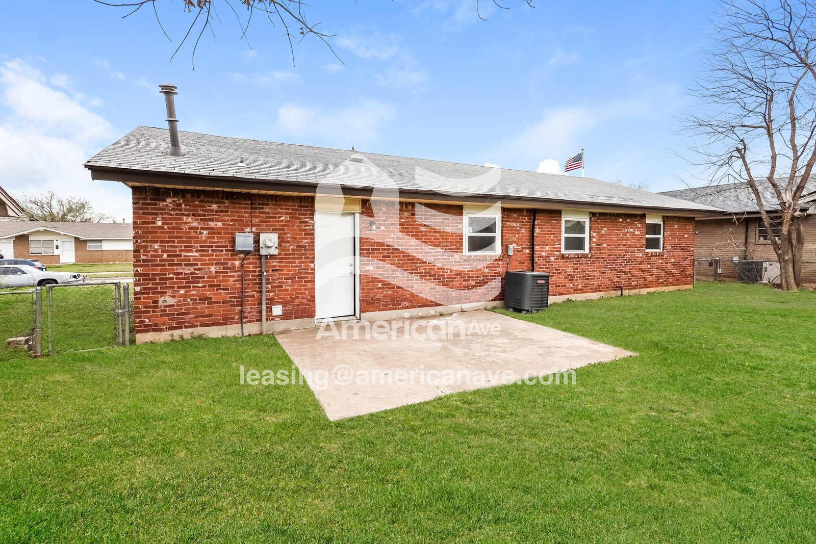 Building Photo - 912 Meadowridge Dr