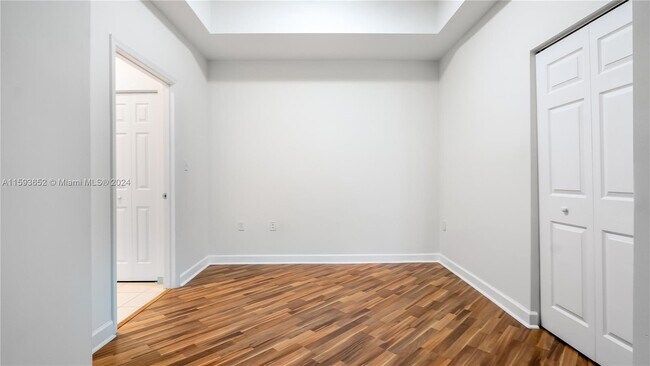 Building Photo - 140 S Dixie Hwy