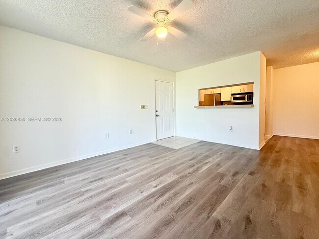 Building Photo - 1743 Village Blvd