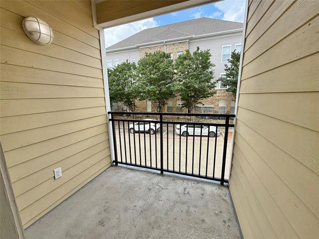 Building Photo - 6740 Windhaven Pkwy