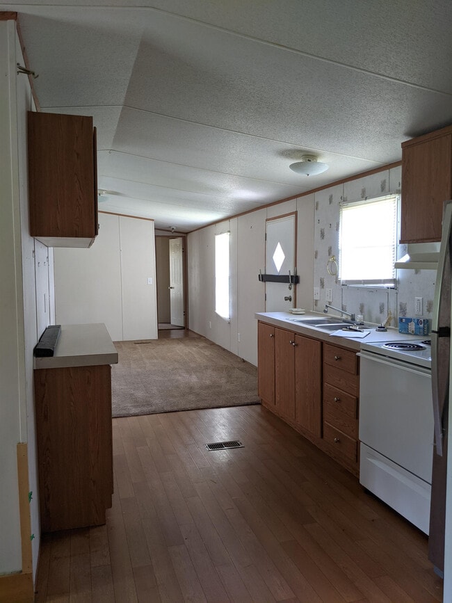 Building Photo - 3302 GA-15