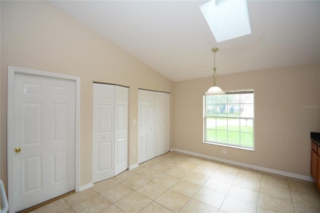 Building Photo - 20 Wheeler Ln