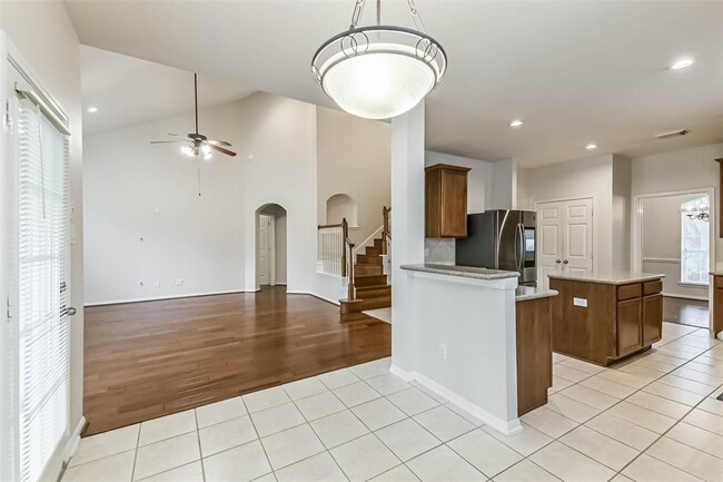Building Photo - 12935 Bedford Falls Dr