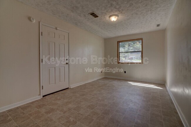 Building Photo - 7060 Kimberly Mill Rd
