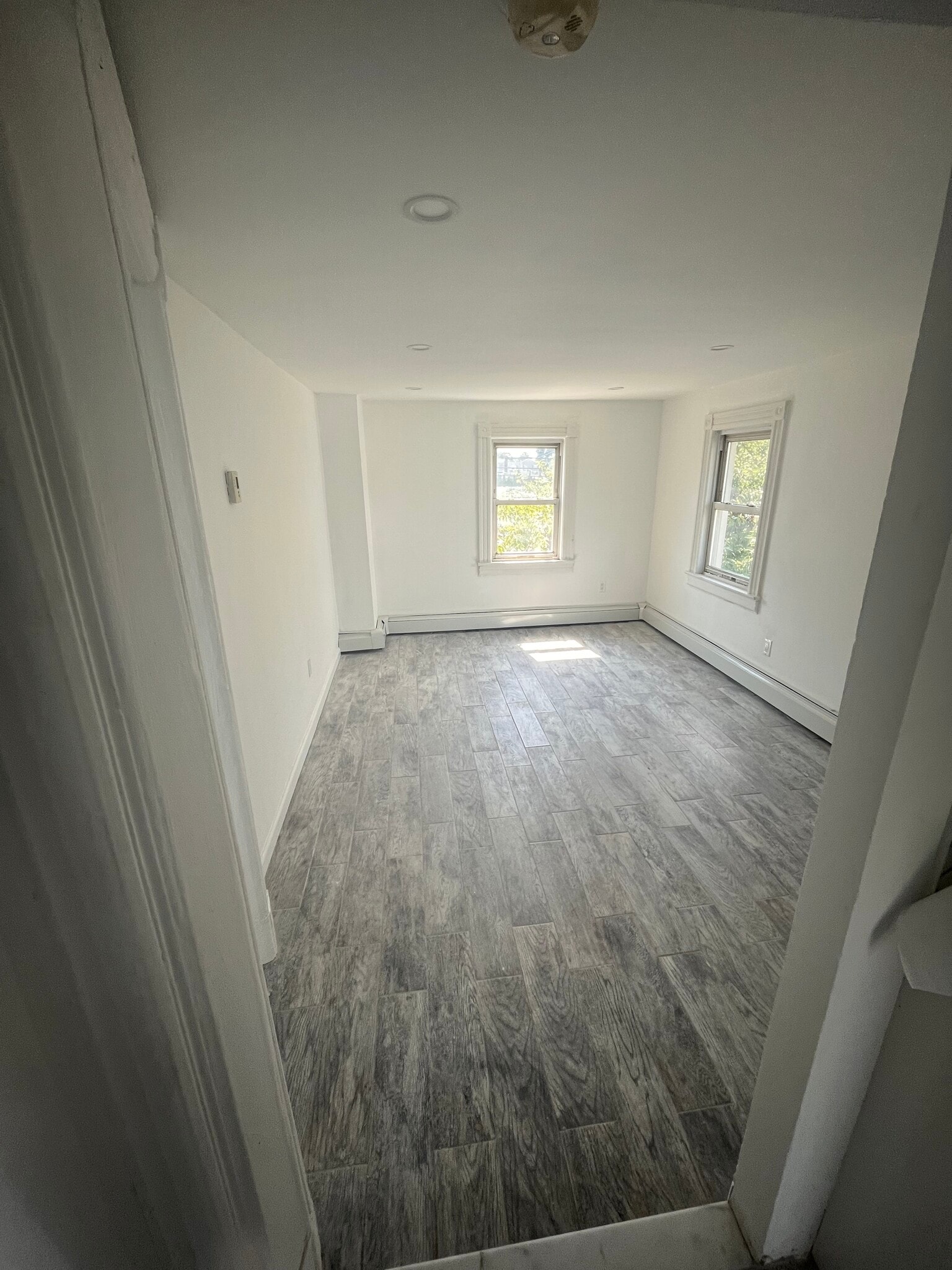 Building Photo - 349 Bellmore Rd