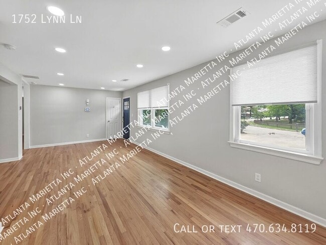 Building Photo - 1752 Lynn Ln