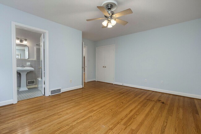 Building Photo - 4225 Rudy Ln