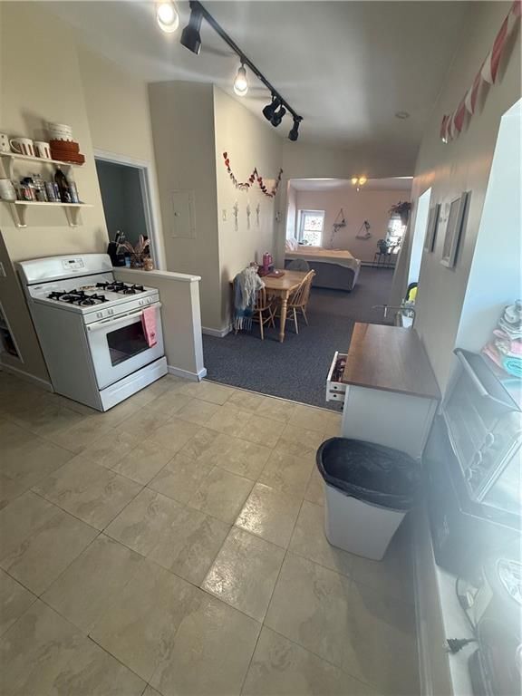 Building Photo - 9 Narragansett Ave