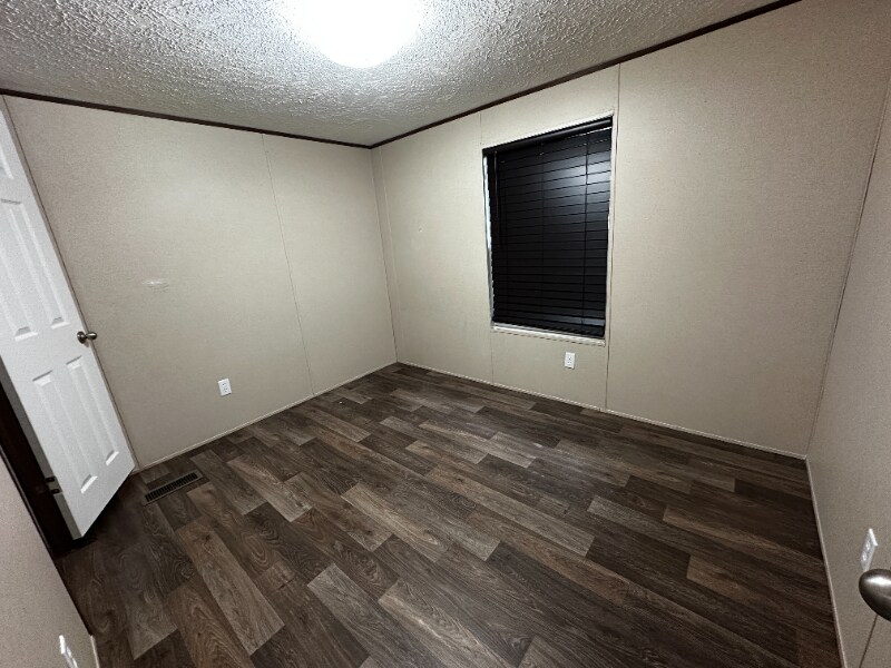 Building Photo - 828 Magnolia St