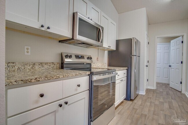 Building Photo - 2136 Ainsdale Ct