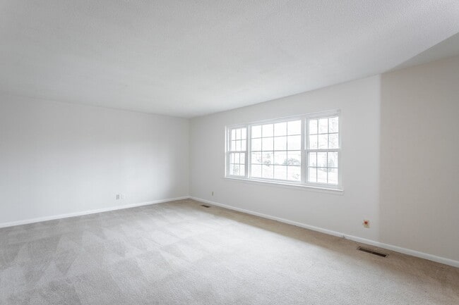 Building Photo - 3 Bedroom · 2 Bath Home in East Brainerd Near Hamilton Place